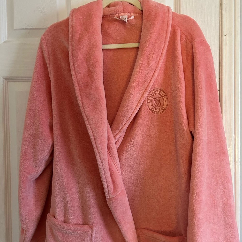 Victoria's Secret Soft Pink Robe
